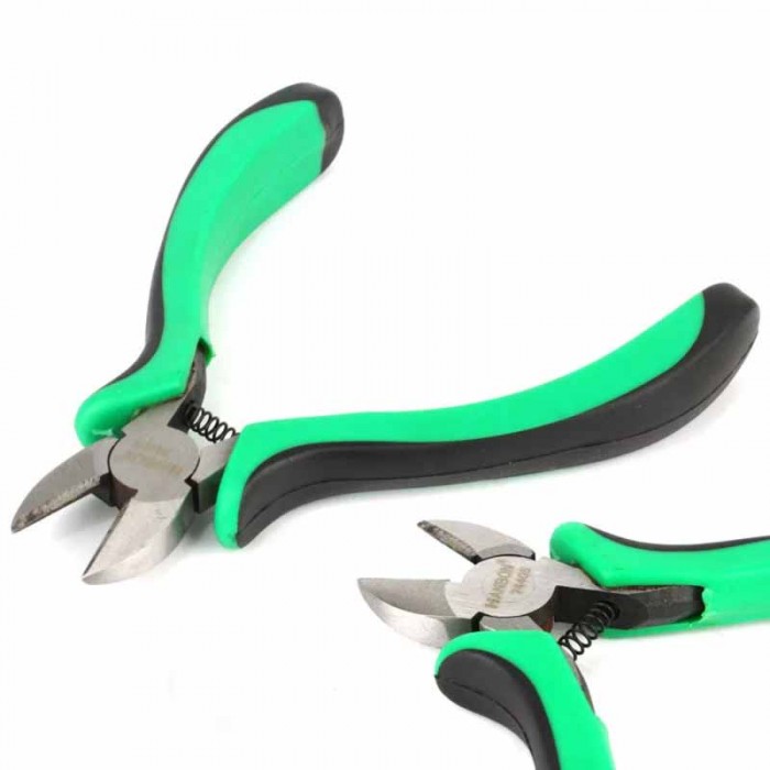 Alicate Mini 4.5 Corte Diagonal Mango Aislado